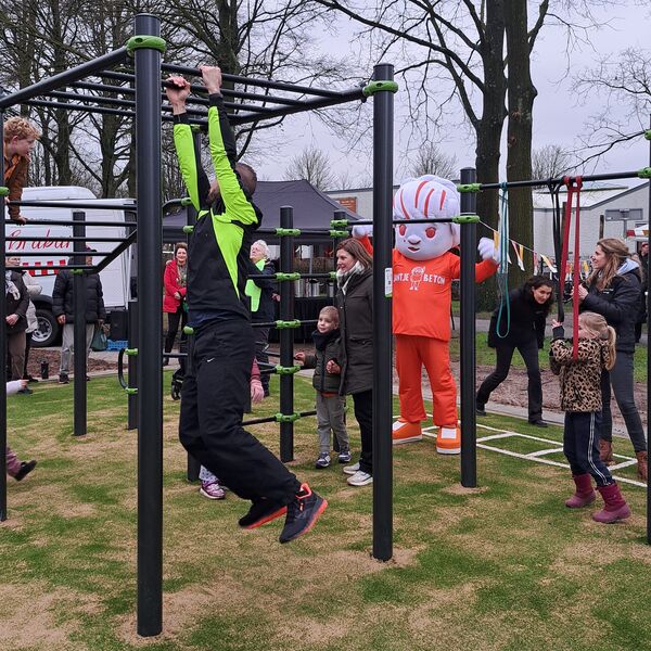 feestelijke-opening-gezonde-buurt-in-veghel-jantje-beton