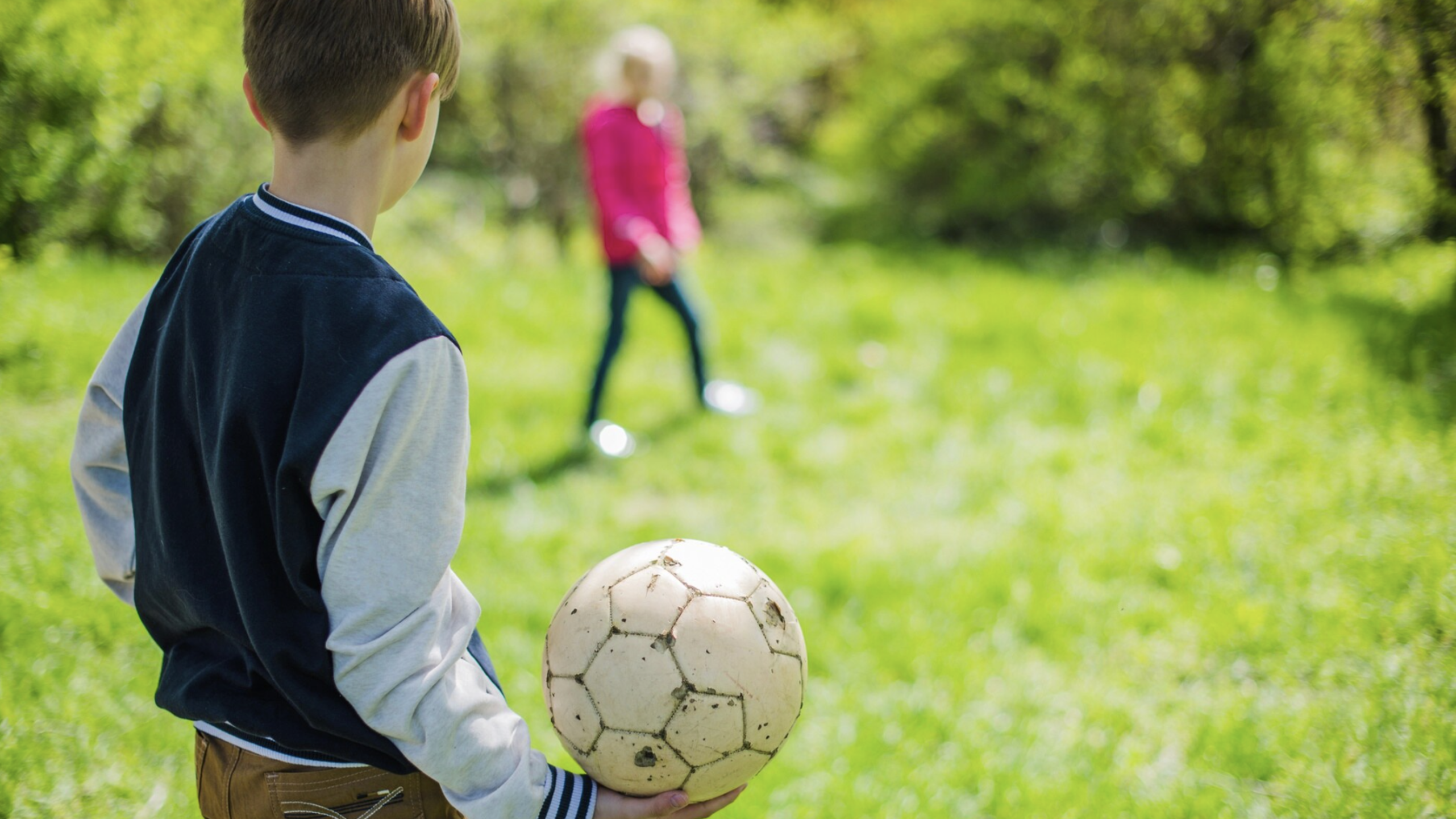 buitenspelen-jantjebeton-kinderen-balspel
