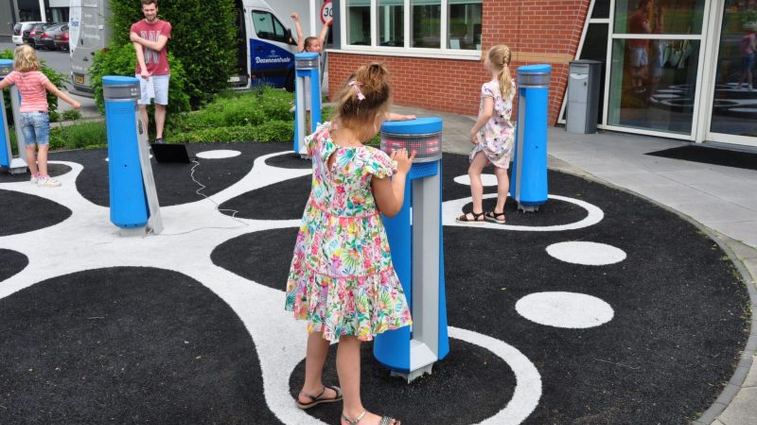 Interactief speeltoestel Sona in speeltuinvereniging de IJssel - Jantje Beton