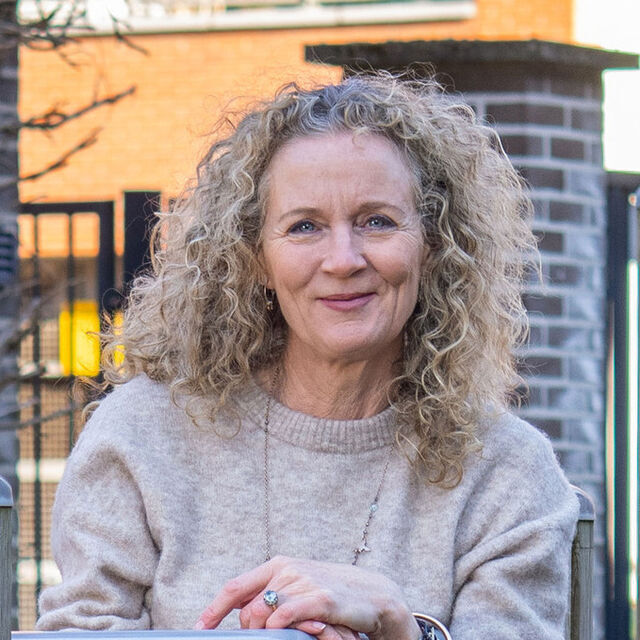 Barbara Markovits-Spaans - Adviseur Fondsenwerving • b.markovits@jantjebeton.nl •
0651613038